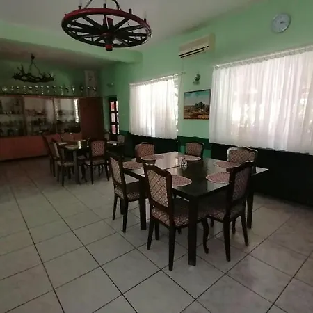 Fogado Hotel